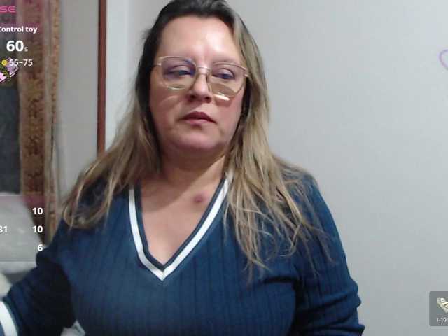 MALU-617 live cam on BongaCams