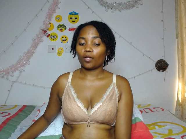 LilyClara's BongaCams show and profile