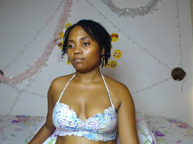 LilyClara's BongaCams show and profile