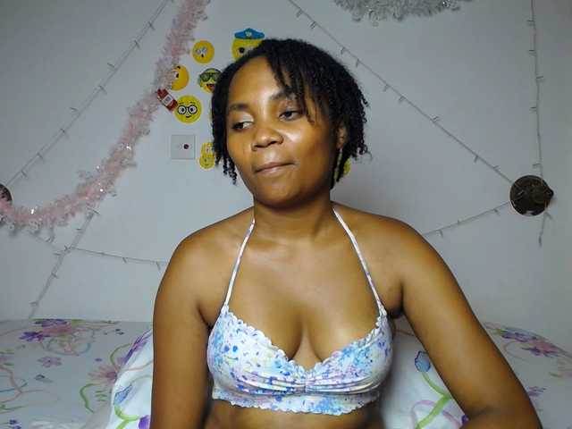 LilyClara's BongaCams show and profile