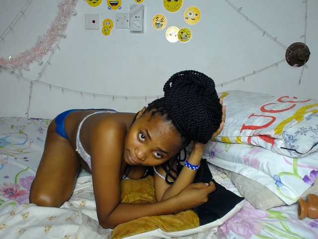 LilyClara's BongaCams show and profile