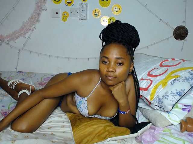 LilyClara Live Cam on BongaCams