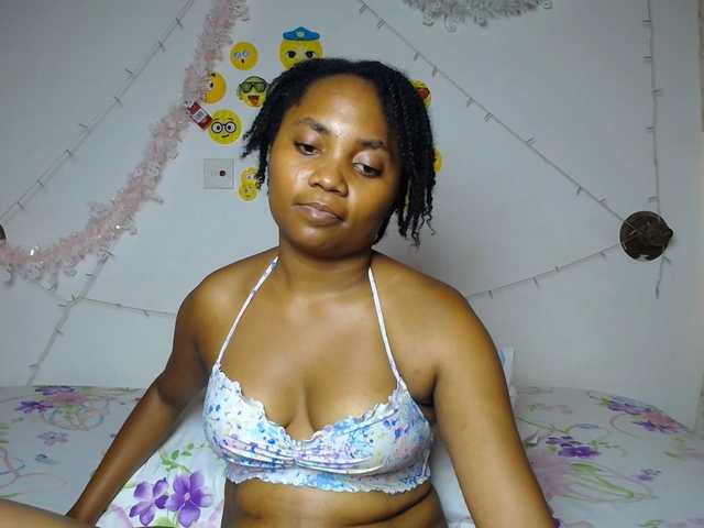 LilyClara's BongaCams show and profile