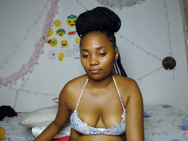 LilyClara's BongaCams show and profile