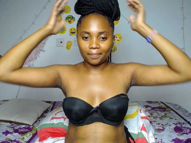 LilyClara's BongaCams show and profile