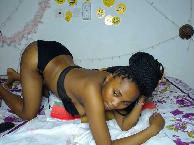 LilyClara's BongaCams show and profile