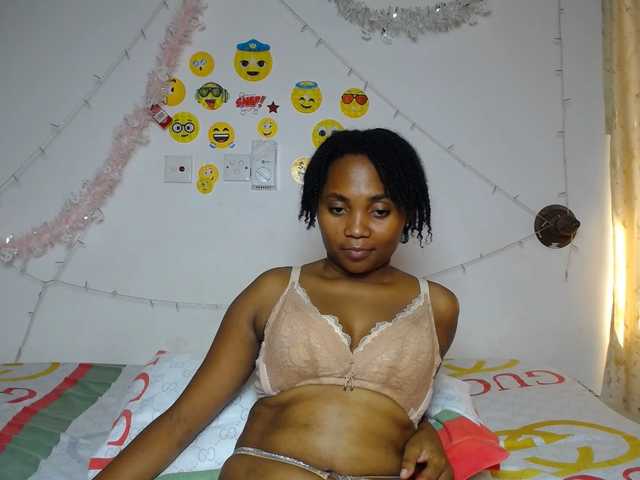 LilyClara's BongaCams show and profile