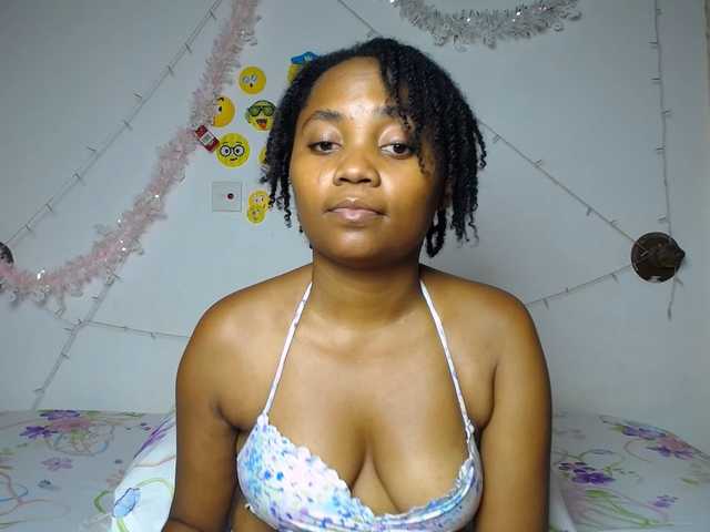 LilyClara's BongaCams show and profile