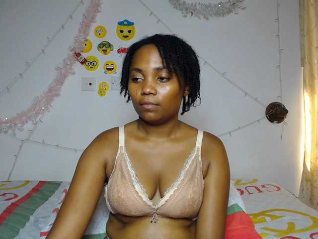 LilyClara's BongaCams show and profile