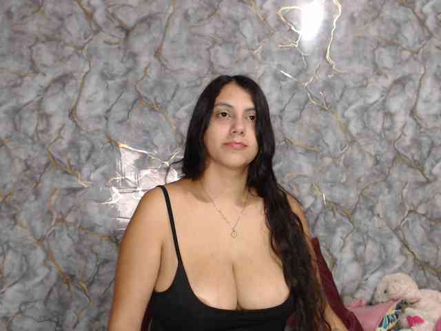 MiaRouse webcam