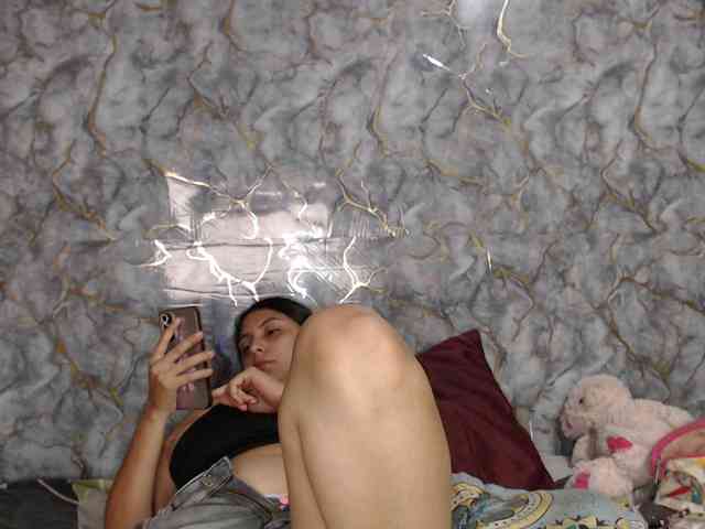 MiaRouse webcam
