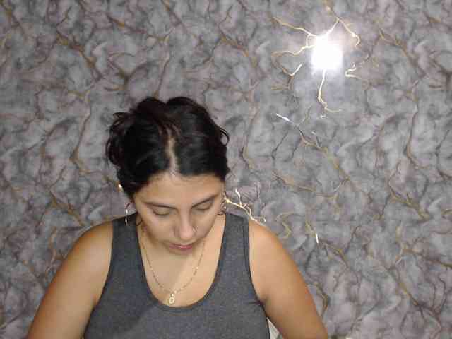 MiaRouse webcam