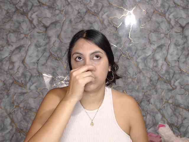 MiaRouse webcam