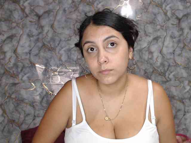 MiaRouse webcam