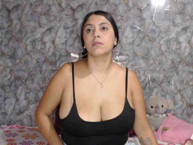 MiaRouse webcam