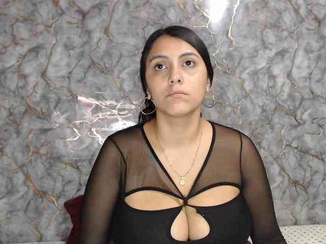 MiaRouse webcam