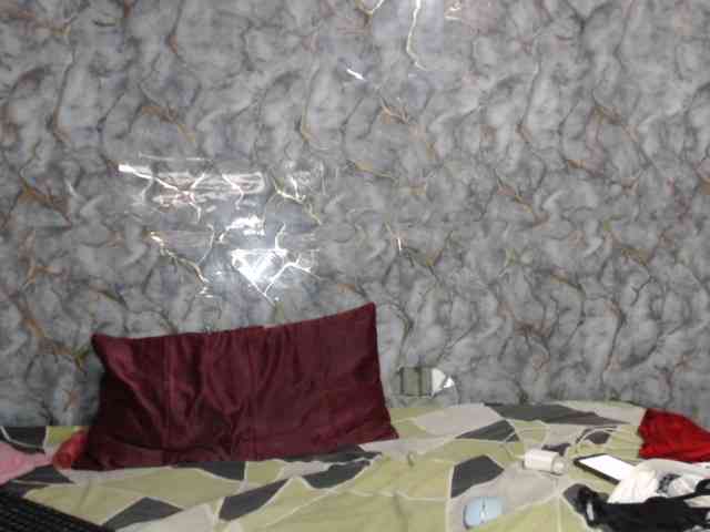 MiaRouse webcam