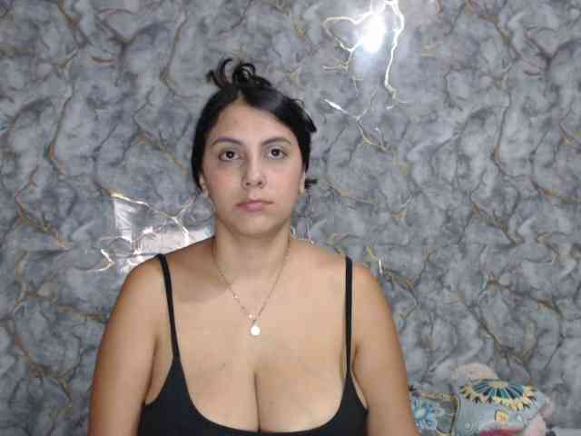 MiaRouse webcam