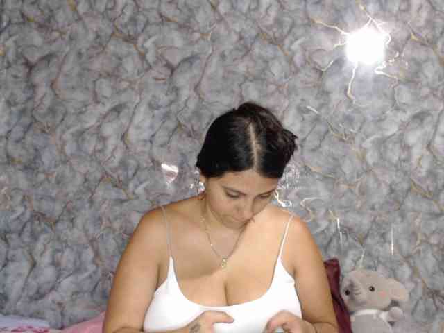 MiaRouse webcam