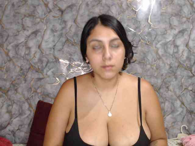 MiaRouse webcam
