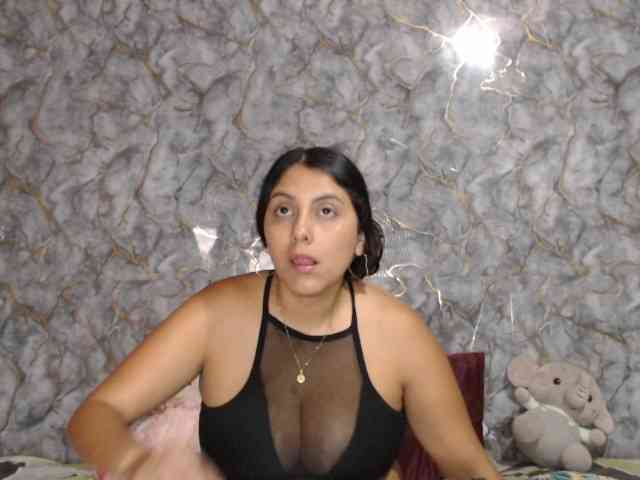MiaRouse webcam