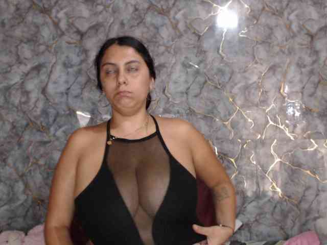 MiaRouse webcam