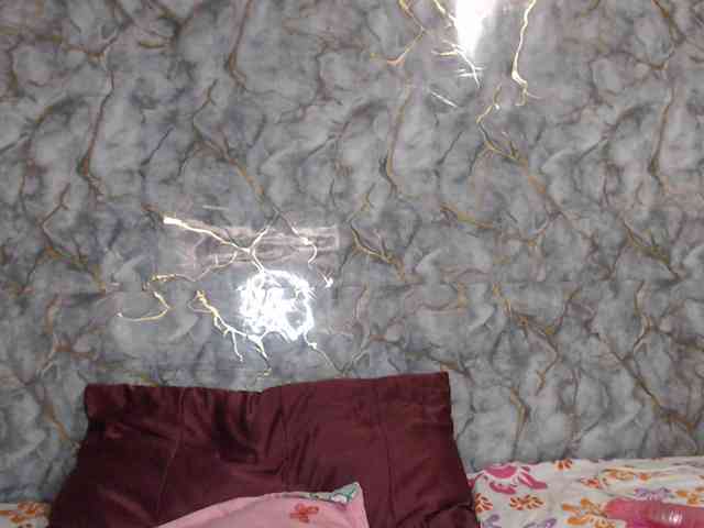 MiaRouse webcam