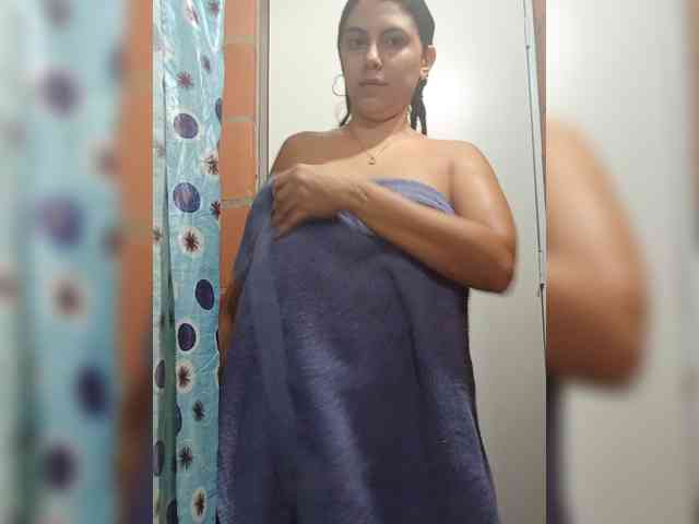 MiaRouse webcam