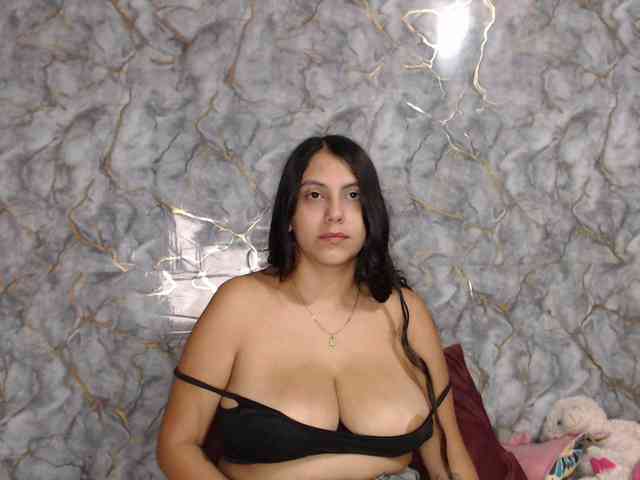 MiaRouse webcam