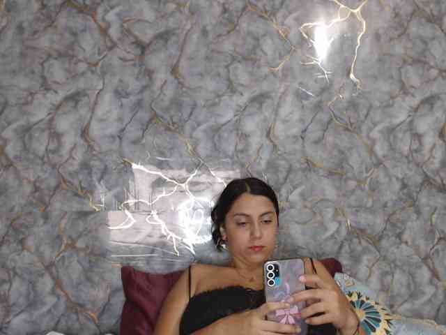 MiaRouse webcam