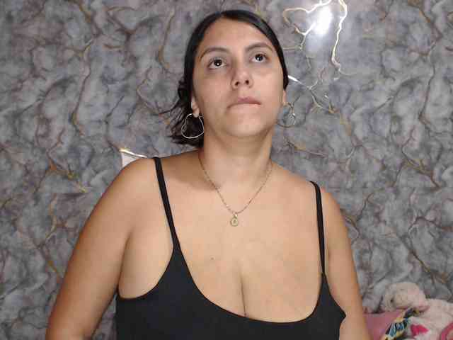 MiaRouse webcam