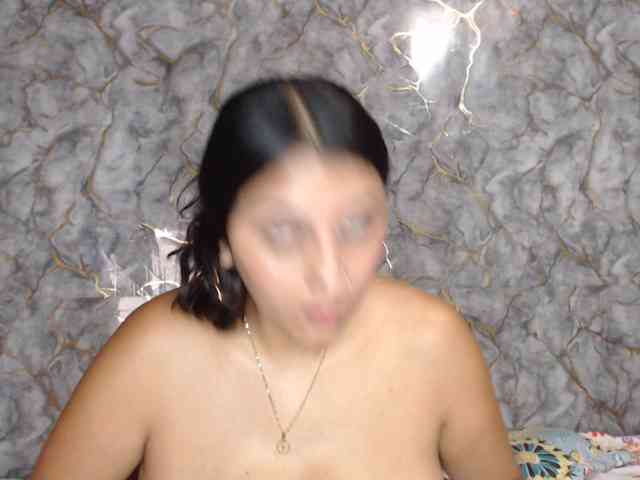 MiaRouse webcam