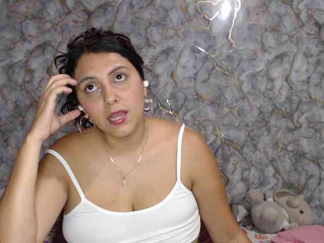 MiaRouse webcam