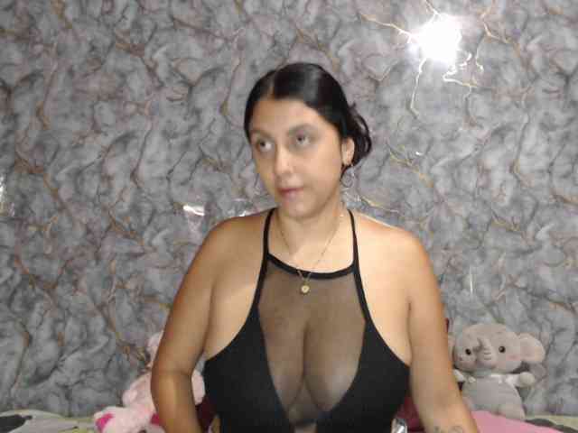 MiaRouse webcam
