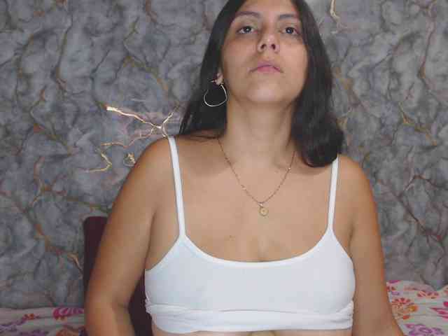 MiaRouse webcam