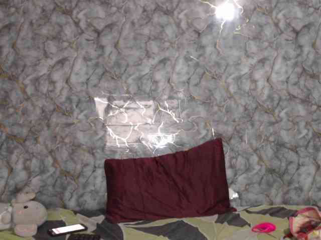 MiaRouse webcam