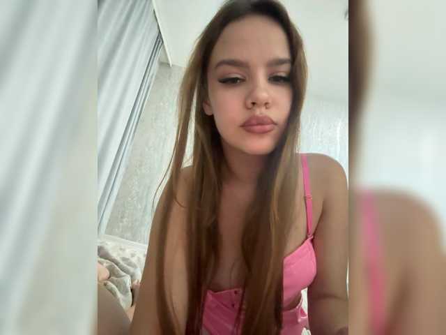KissKissss live webcam show