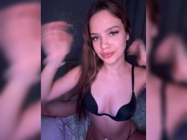 KissKissss live cam on BongaCams