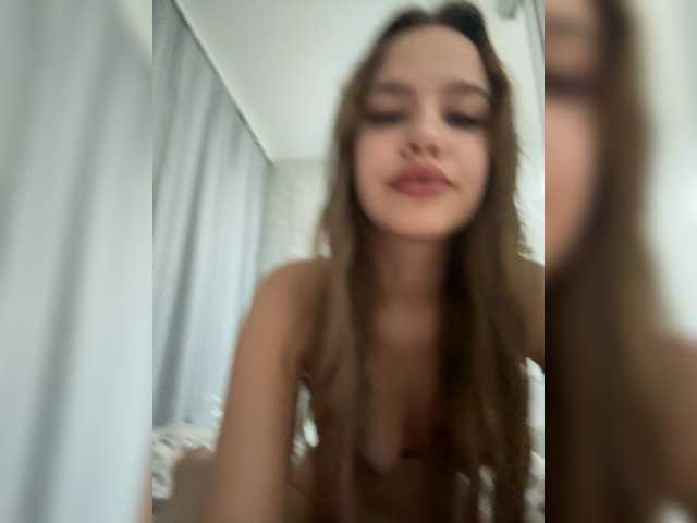 KissKissss live cam on BongaCams