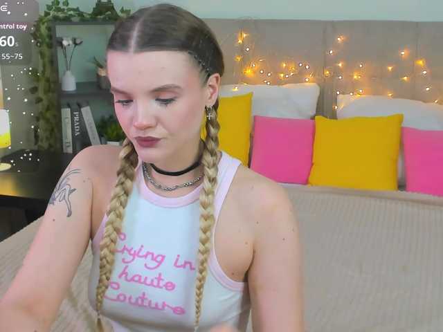 Emma-peach