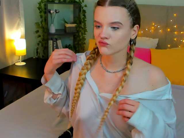 Emma-peach