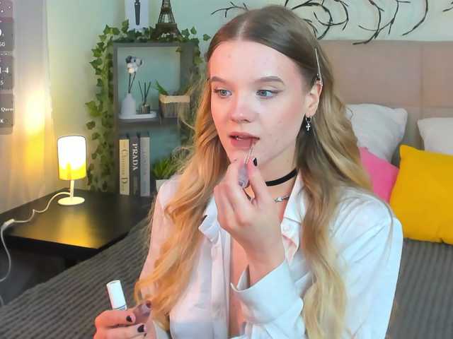 Emma-peach live cam on BongaCams