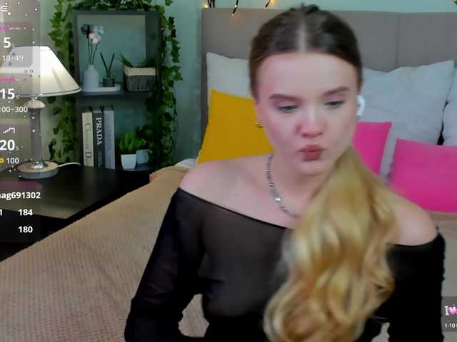 Emma-peach live webcam show