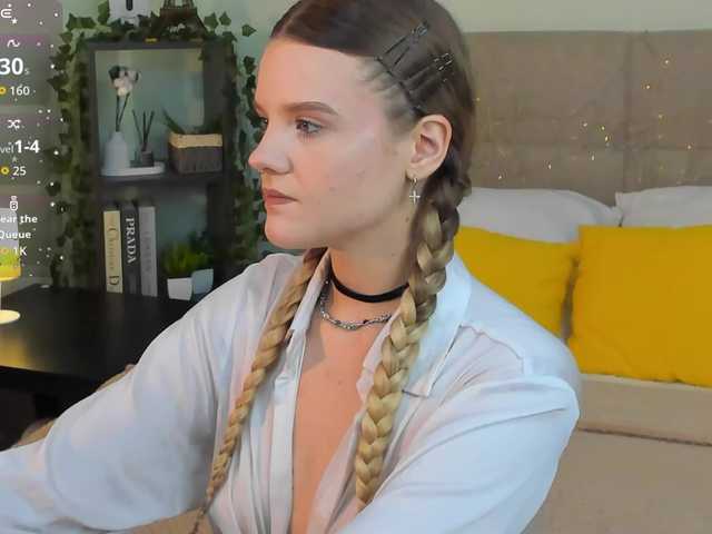 Emma-peach live cam on BongaCams