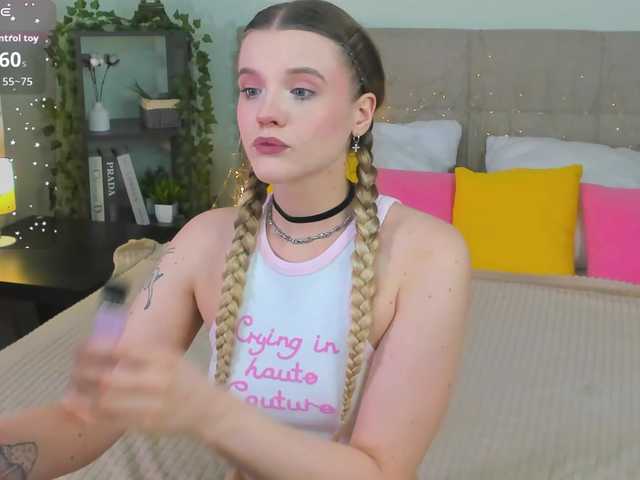 Emma-peach