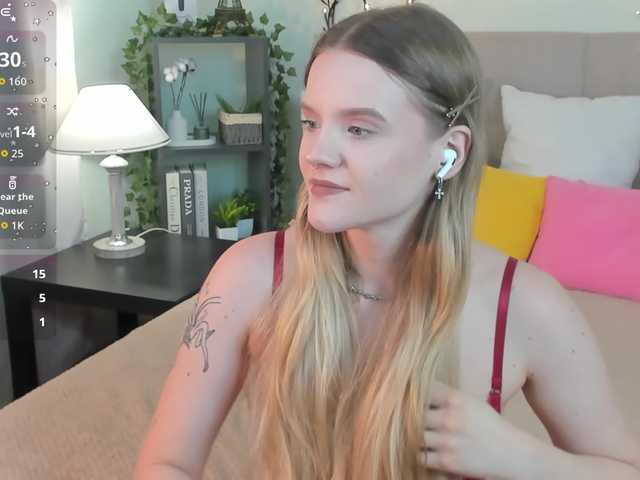Emma-peach live cam on BongaCams