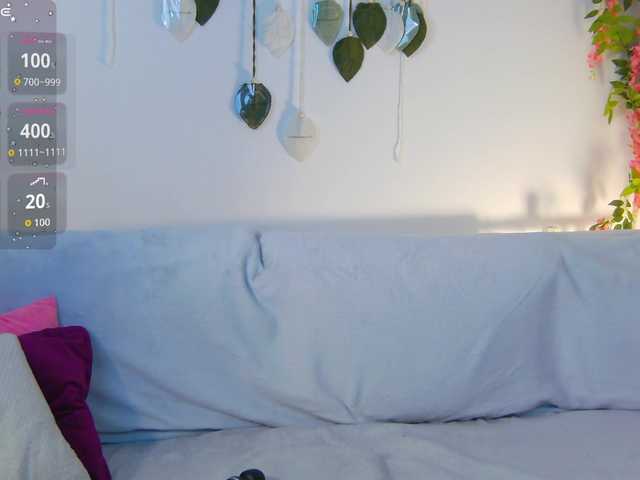 Emma-peach live cam on BongaCams
