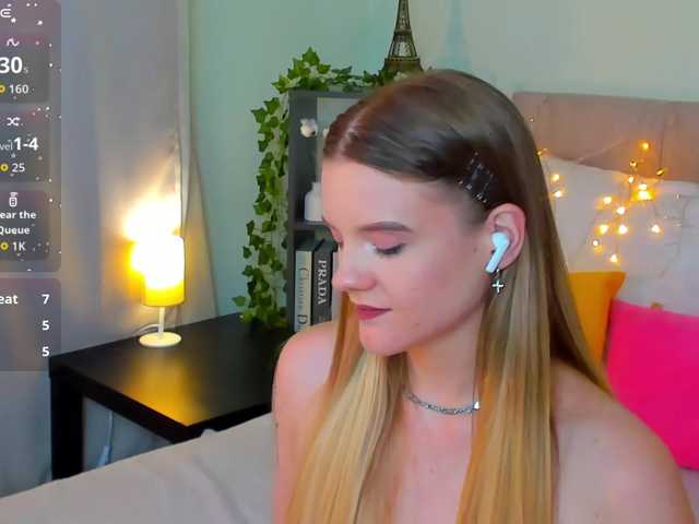 Emma-peach live cam on BongaCams