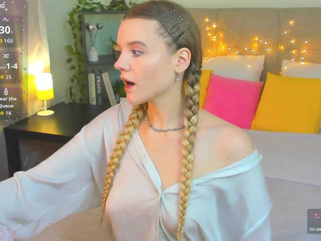Emma-peach live cam on BongaCams