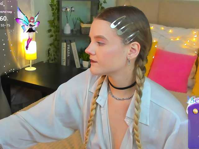 Emma-peach live cam on BongaCams